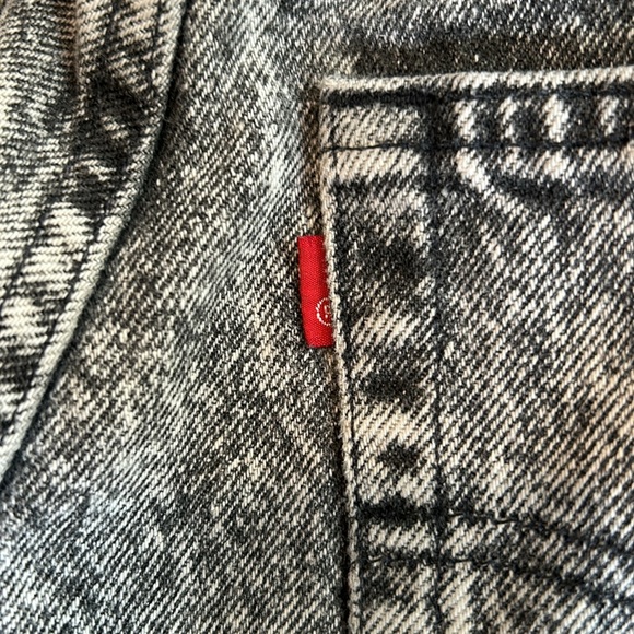 Amazing vintage dark stonewashed Levi’s - estimated 80s student fit - Picture 5 of 10